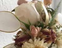 fleurs-originales-en-vitrine