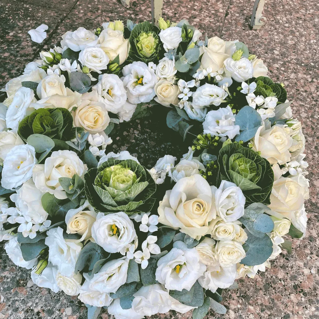 couronne deuil magnolia antibes (1)