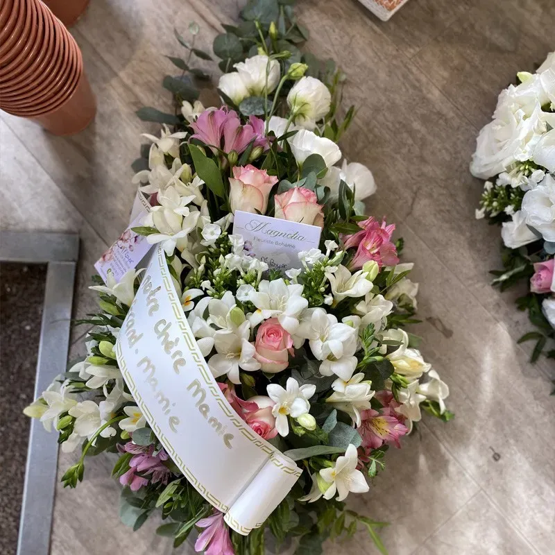 deuils fleurs gerbe magnolia antibes (1)